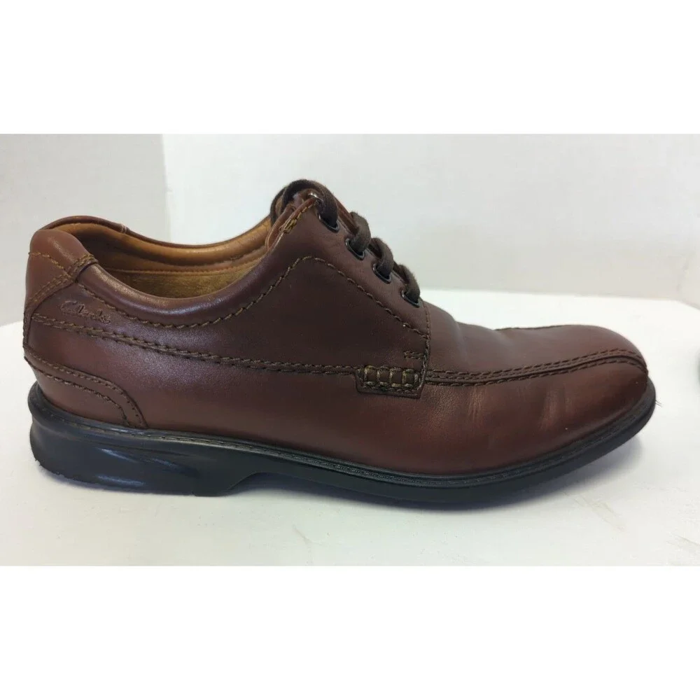 CLARKS Colson Over Brown Leather Oxfords Men's 10.5 Casual Shoes Great Condition